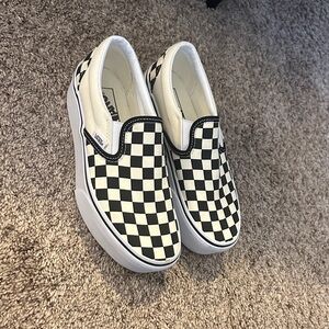 Platform checkered Vans